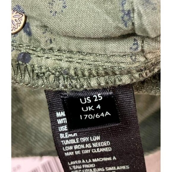 We The Free Size 25 Women's Denim Cut Off Shorts Green Button Fly 29 x 8 - Picture 5 of 6